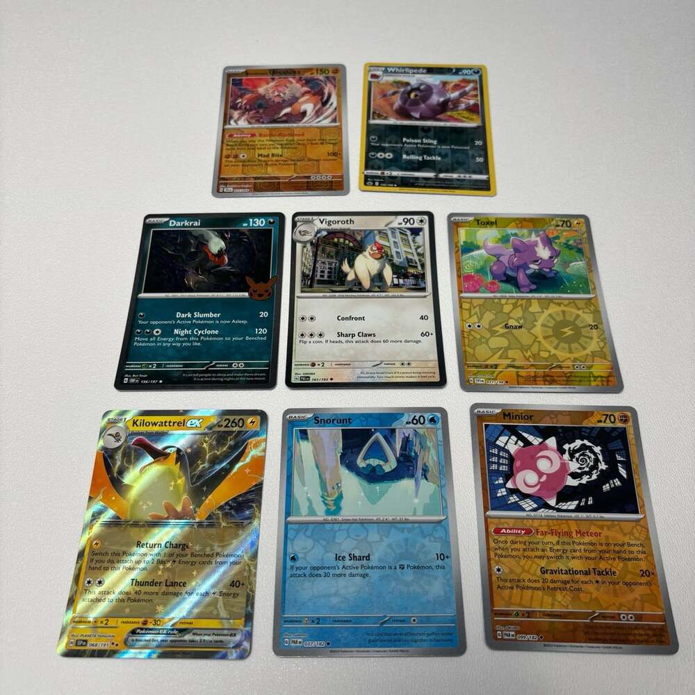 Pokemon TCG Assorted Lot Of 8 Cards